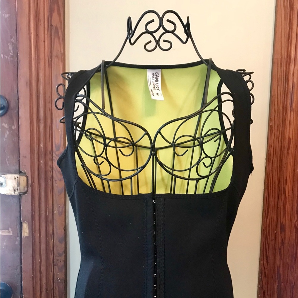 Hot shapers waist trainer and slimming cream